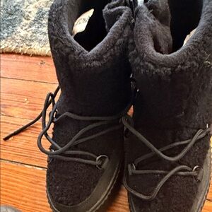 Pajar Black Winter Boots for Women